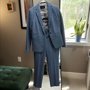 Banana Republic Women’s Blue Suit Set
